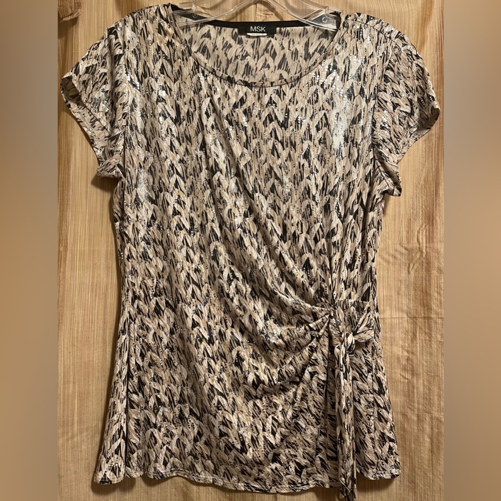Chic Black & Tan Sparkle Blouse